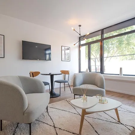 Luxury - Paris South Apartmán *