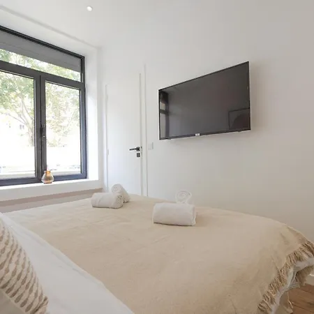Luxury - Paris South Μονρούζ