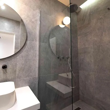 Luxury - Paris South *