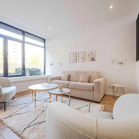 Luxury - Paris South