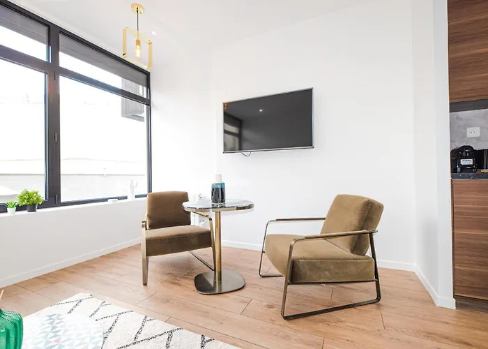 Luxury - Paris South * Montrouge
