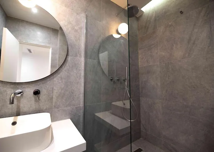 Luxury - Paris South *