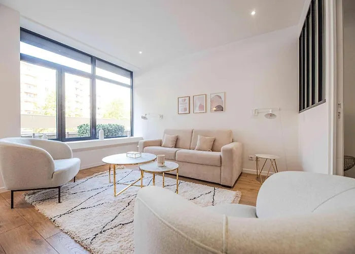 Luxury - Paris South